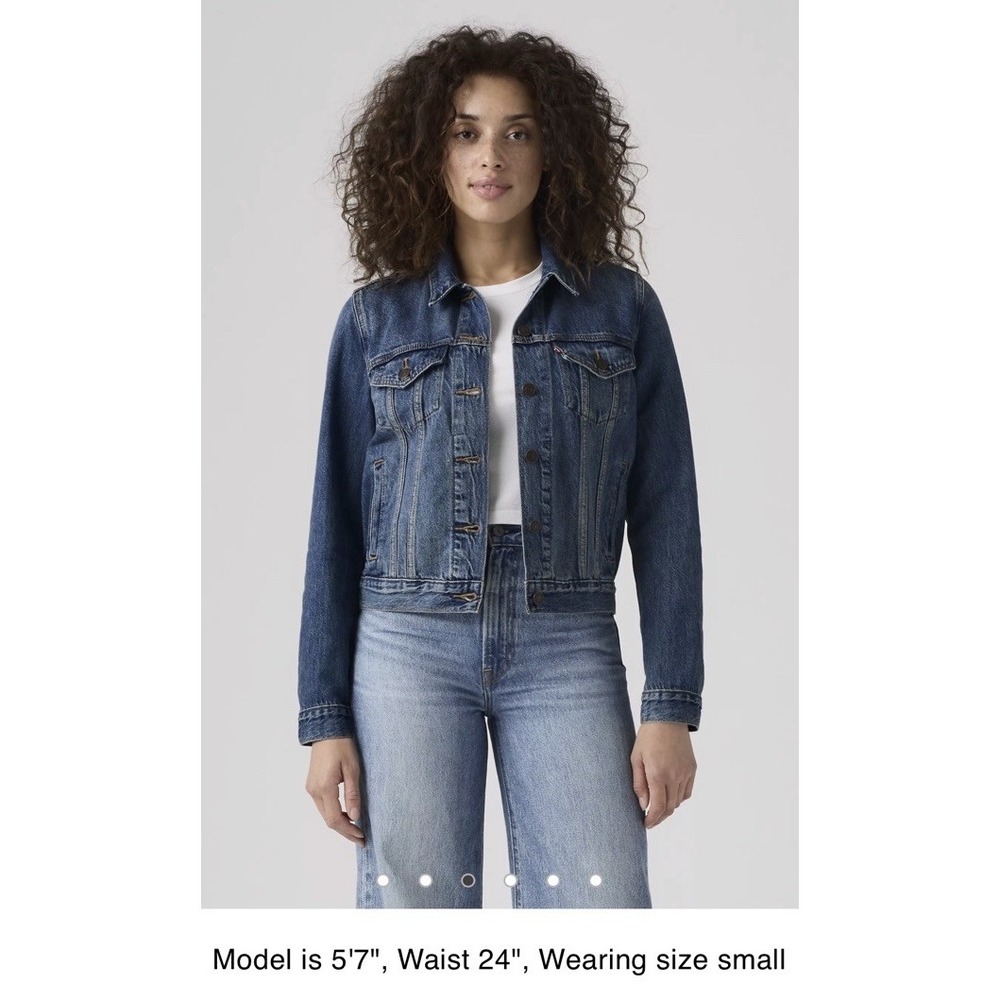Levi's Original Trucker Jean Jacket Women's S Medium Wash Blue Denim Cropped NWT